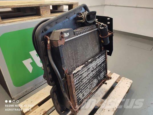 JCB 524-50 cooler Jäähdyttimet