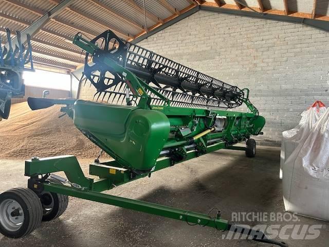 John Deere S 670 i Leikkuupuimurit