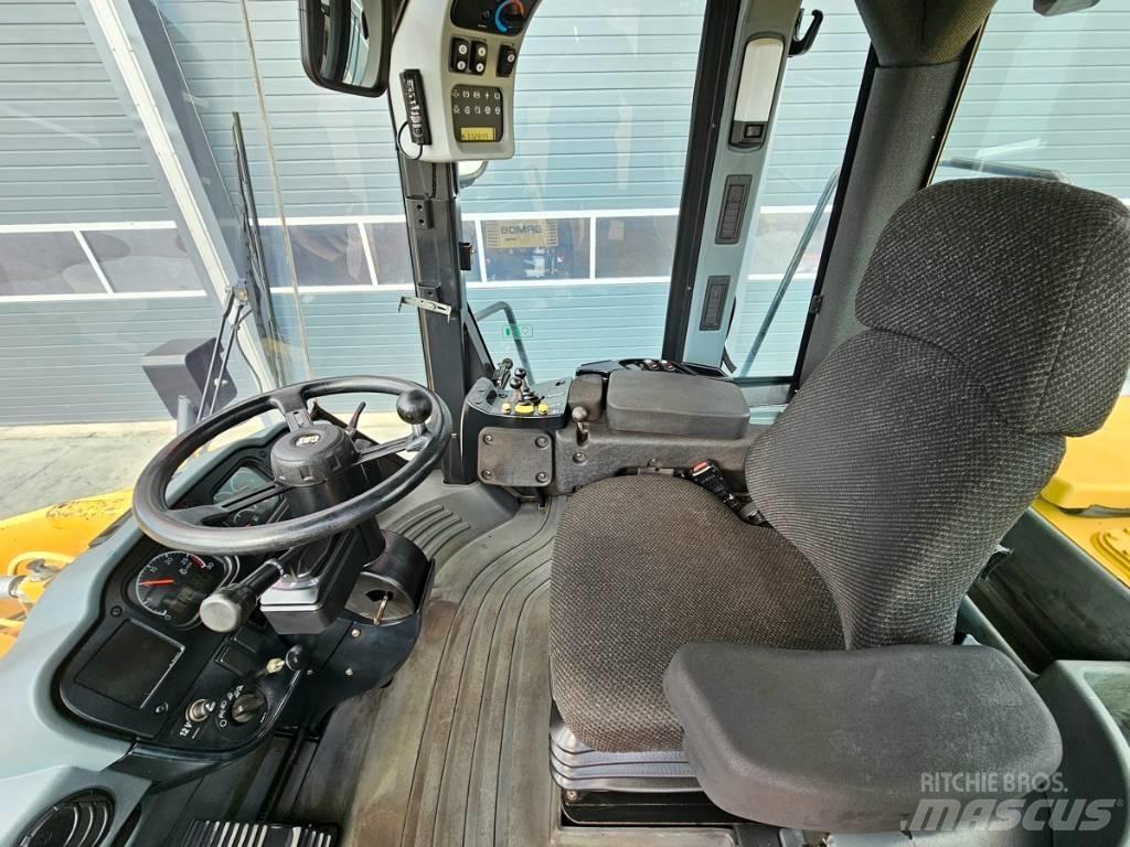 CAT 962 H Pyöräkuormaajat