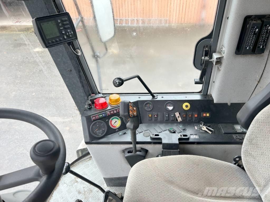 Sampo Rosenlew 2095 Leikkuupuimurit