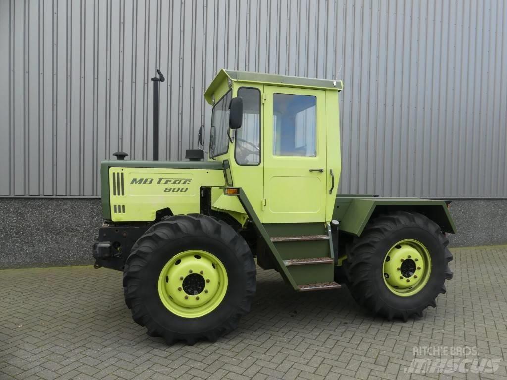 Mercedes-Benz 800 Traktorit