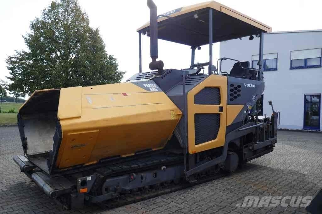 Volvo ABG P 6820  C Asfalttikoneet