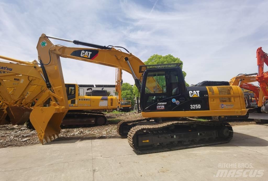 CAT 325D Telakaivukoneet