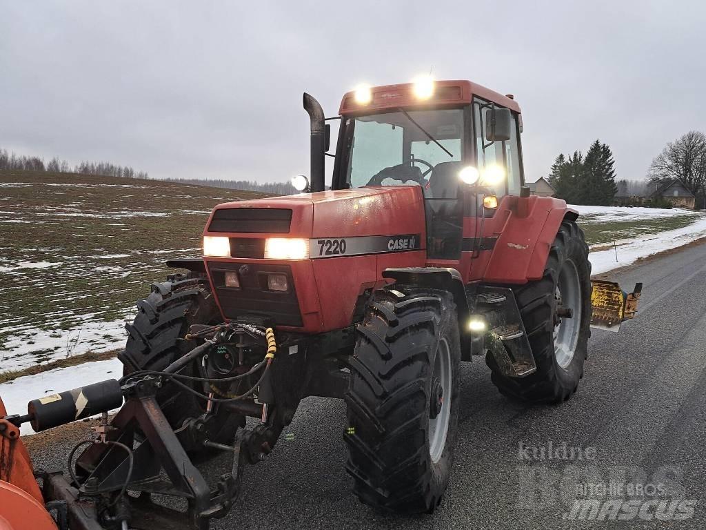 Case IH 7220 Traktorit