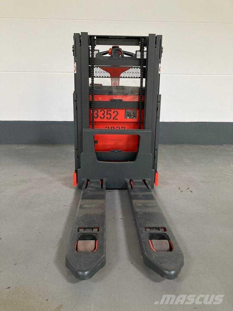 Linde D08 Korkeakeräilytrukit