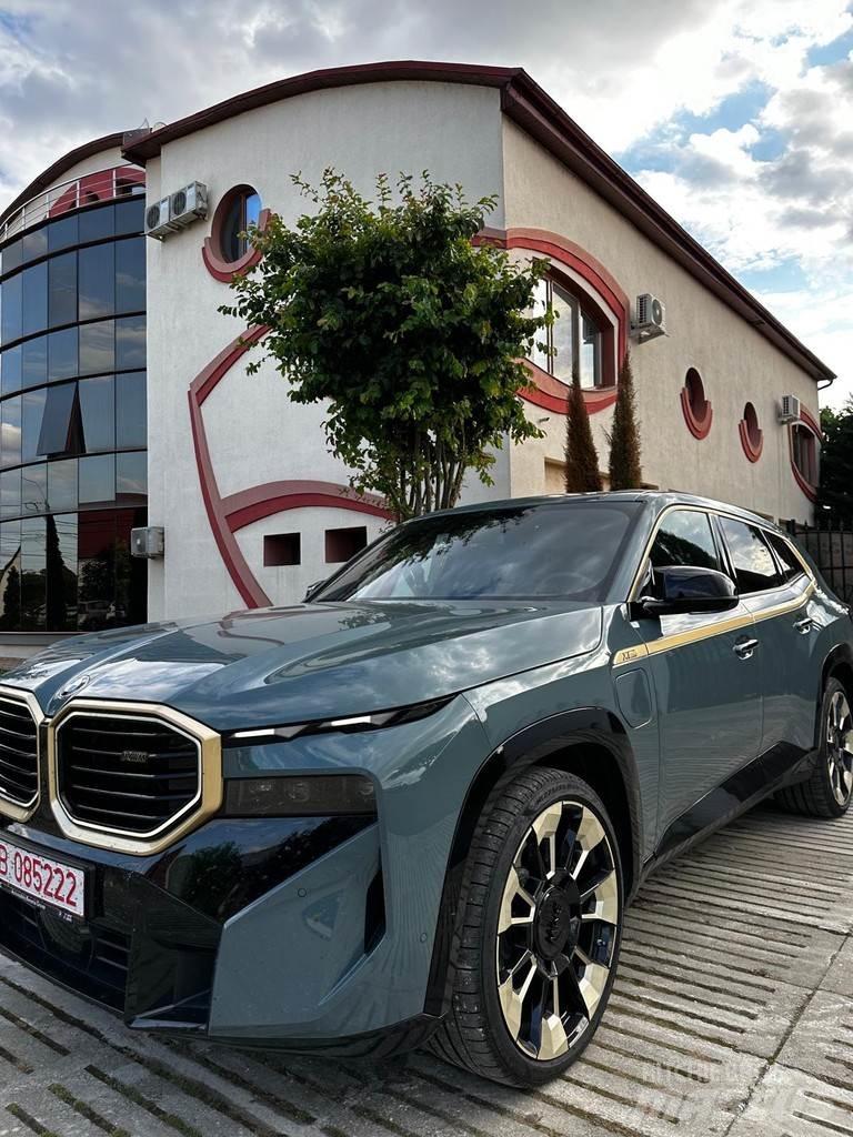 BMW XM Henkilöautot