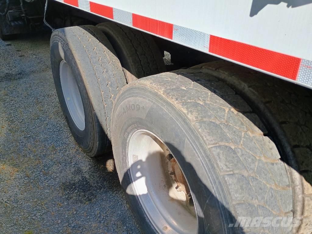 Mack MRU 613 Jäteautot