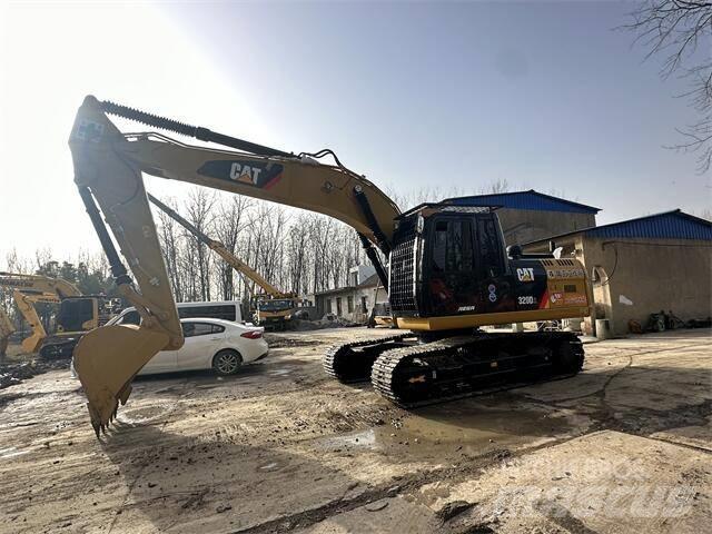 CAT 320D Telakaivukoneet
