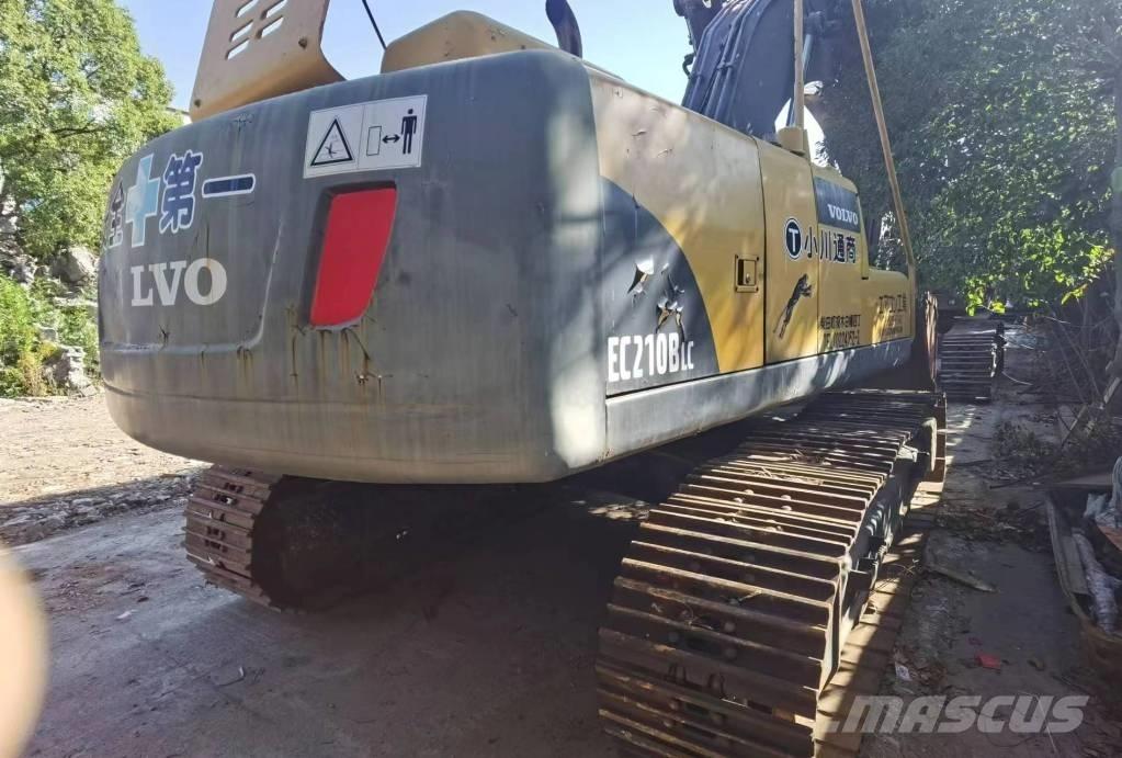 Volvo EC210BLC Telakaivukoneet