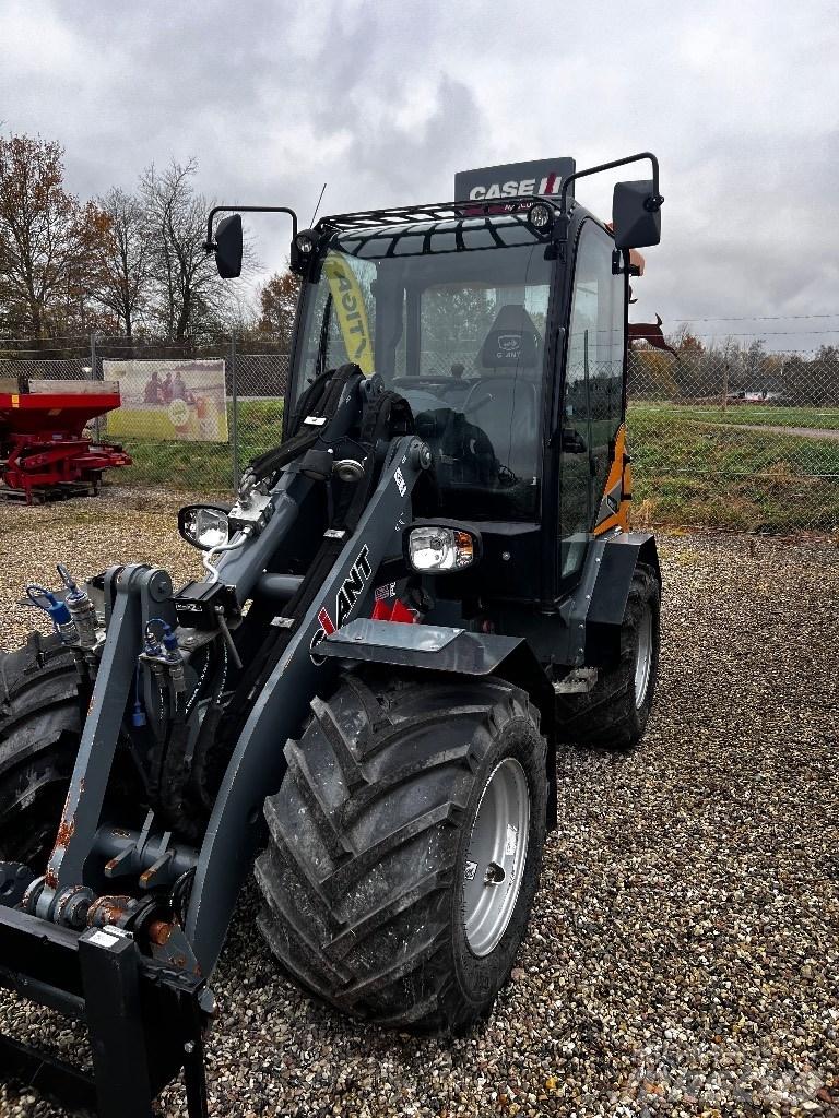 GiANT G3500 Pienkuormaajat