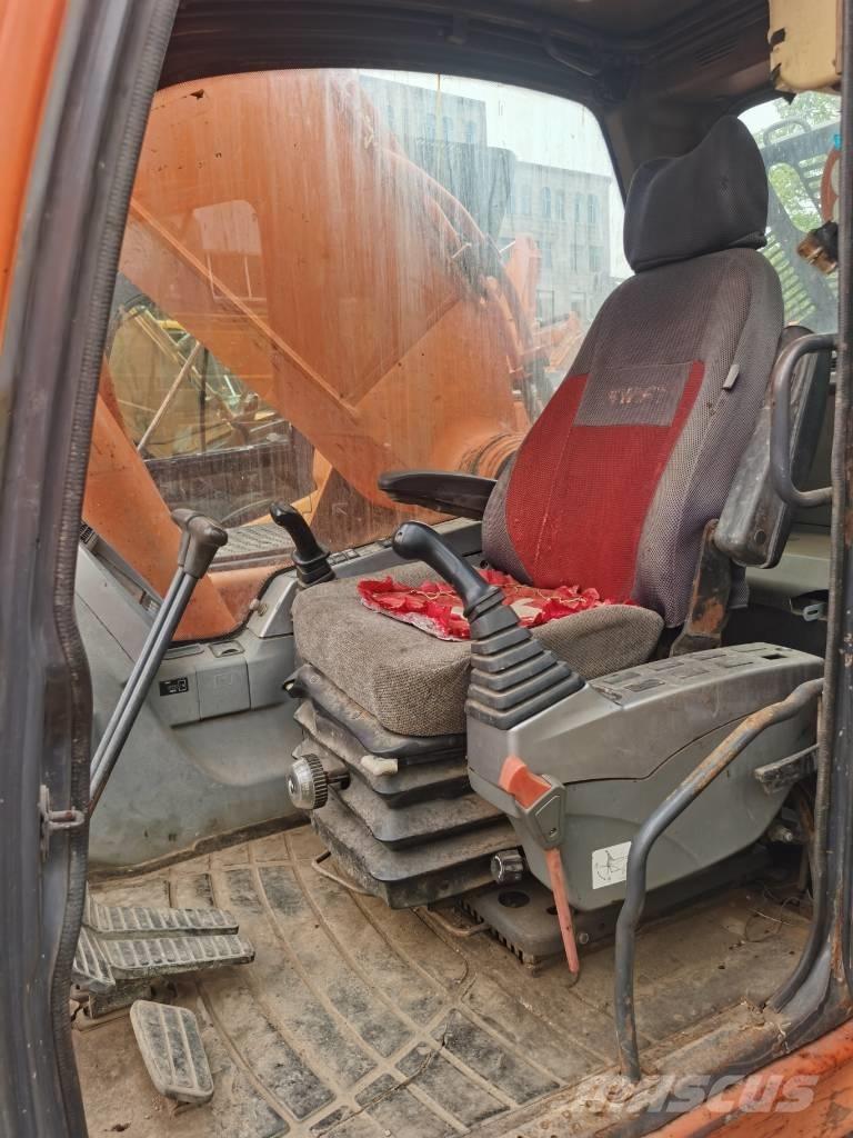 Doosan DX300LC-9C Telakaivukoneet