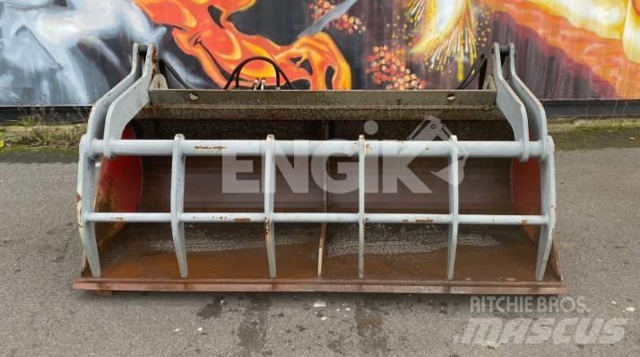 Manitou Godet griffe Kurottajat