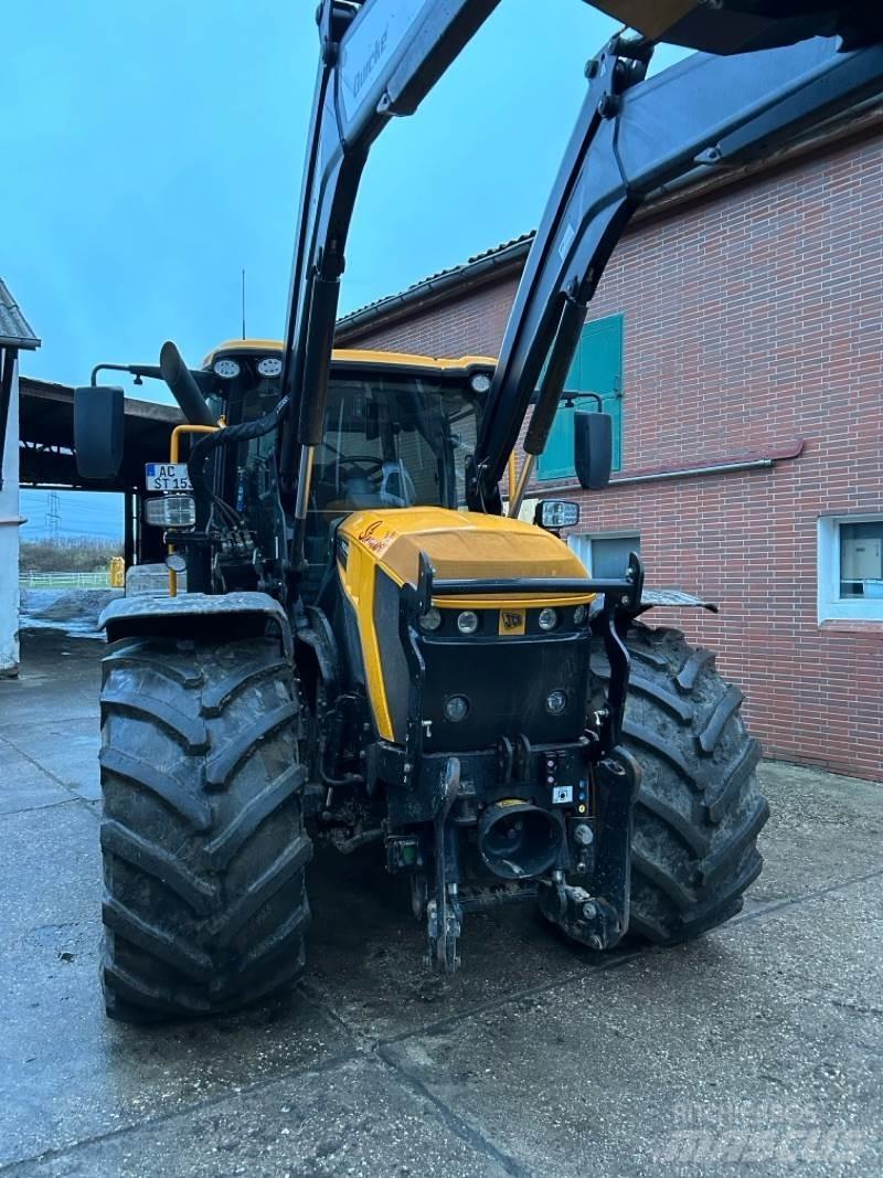 JCB Fastrac 4220 Traktorit
