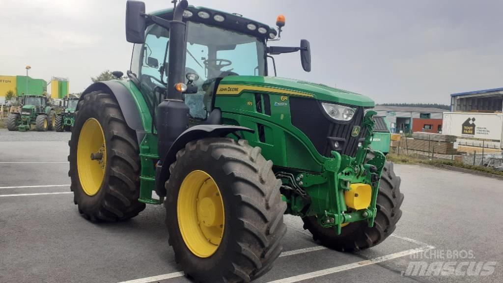 John Deere 6R165 Traktorit