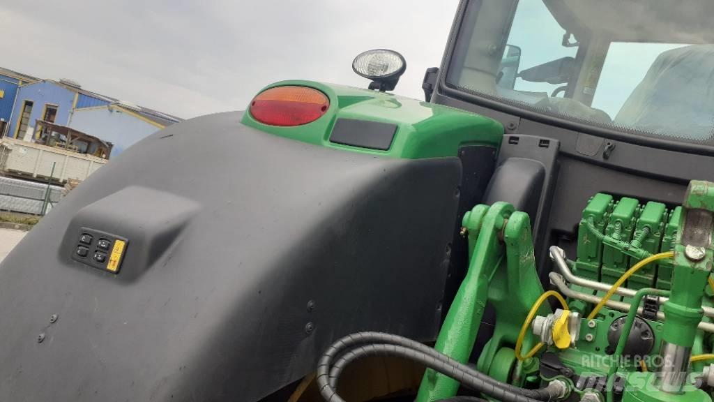 John Deere 6R165 Traktorit