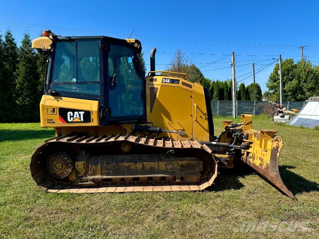 CAT D 4 K 2 LGP Telaketjupuskutraktorit