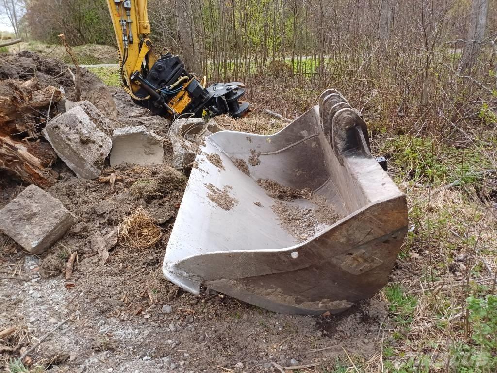 Komatsu PW 160-7E0 Pyöräkaivukoneet