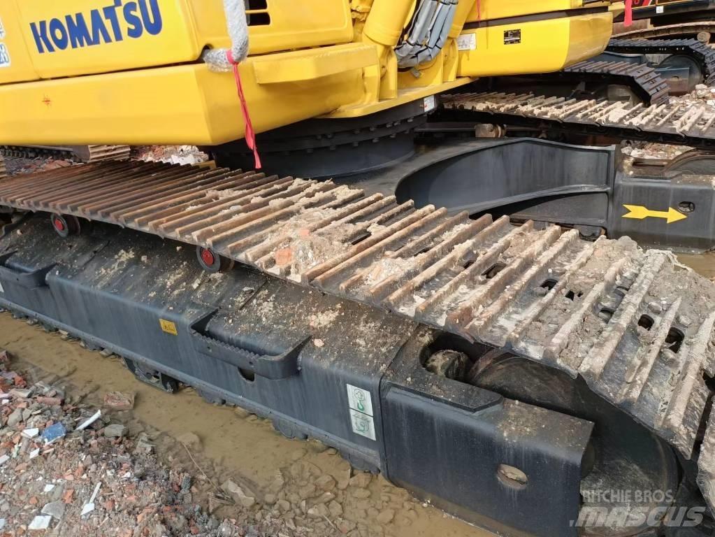 Komatsu PC 200-8 Telakaivukoneet