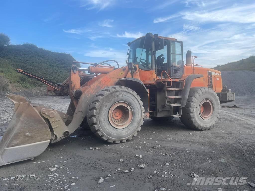 Doosan DL 400 Pyöräkuormaajat