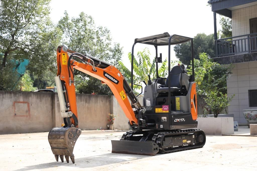 Doosan DX 17 Telakaivukoneet