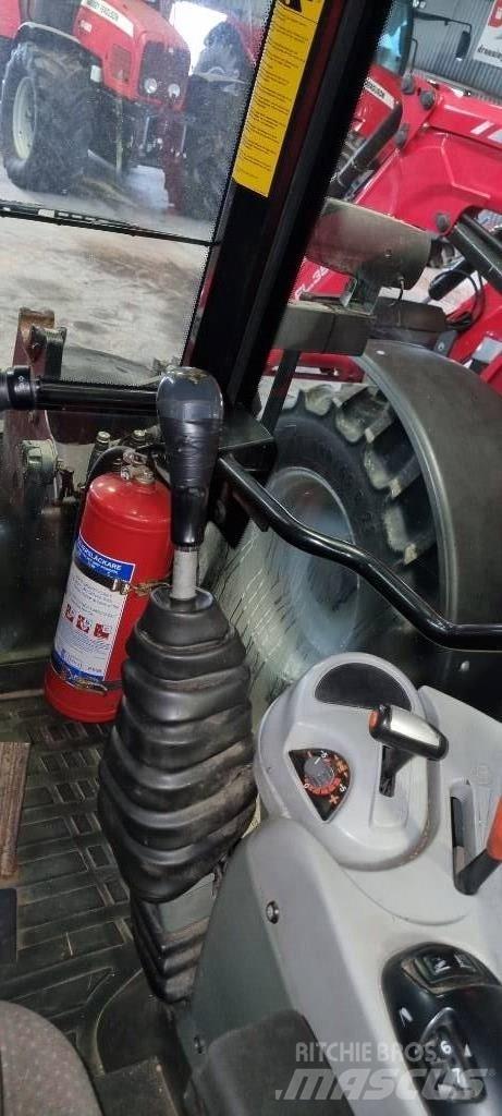 Massey Ferguson 5445 Traktorit