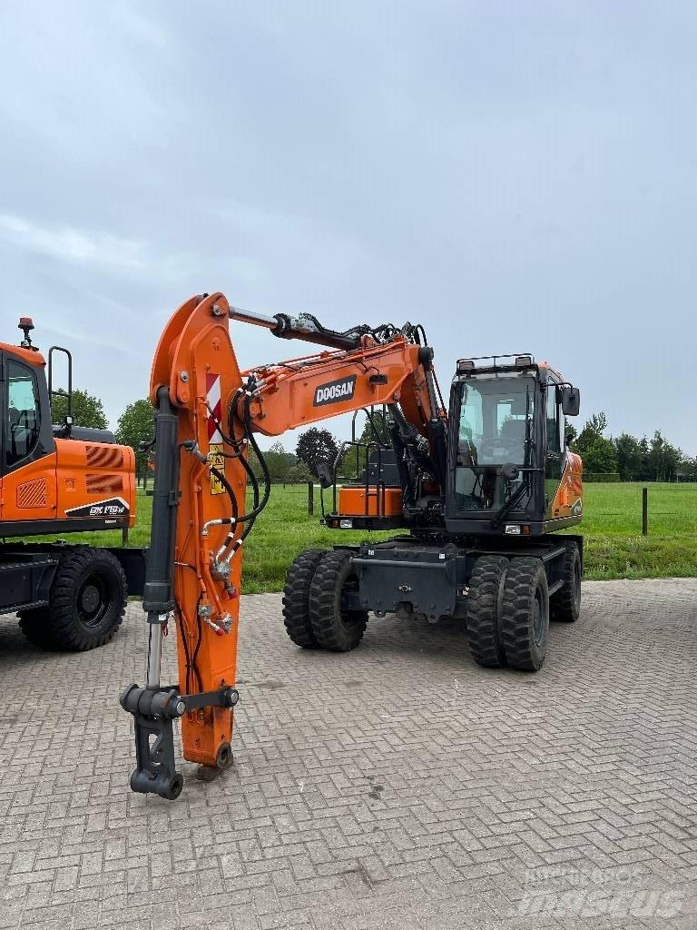 Develon DX140W-7 Pyöräkaivukoneet