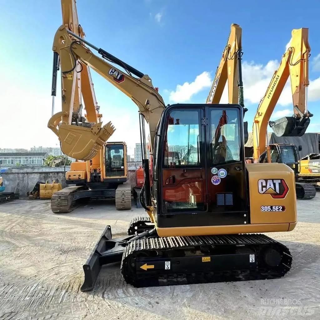 CAT 305.5 Minikaivukoneet < 7t
