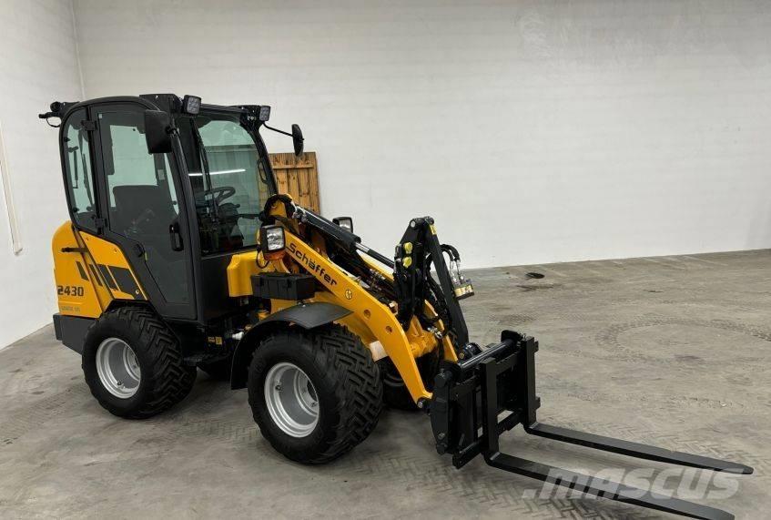 Schäffer 2430 HD Liukuohjatut kuormaajat