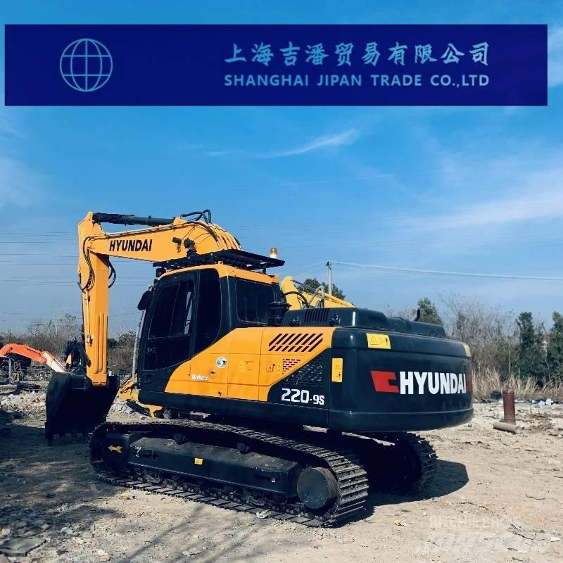 Hyundai R220 Telakaivukoneet