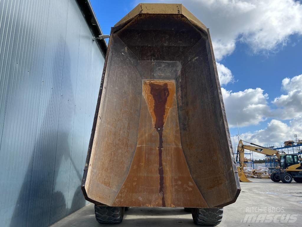 CAT 735B Dumpperit