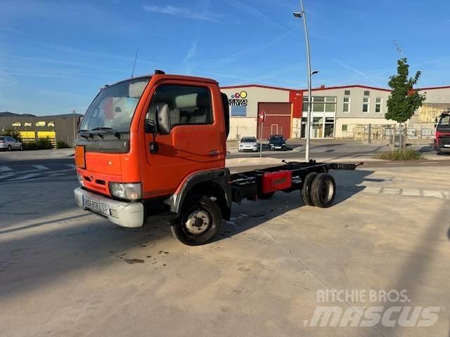 Nissan Cabstar E Pakettiautot