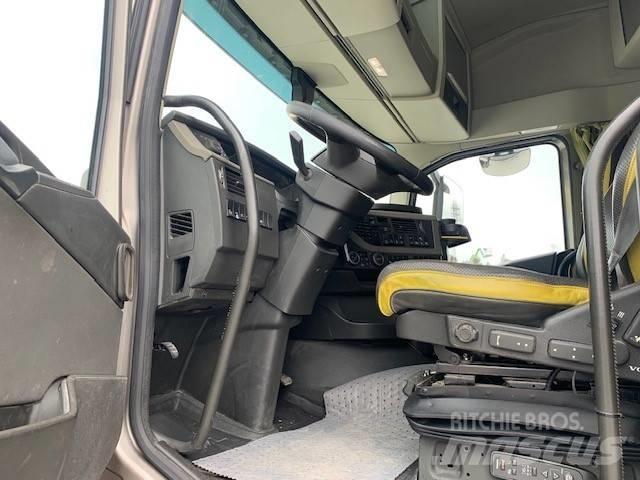 Volvo FH 750 Puuautot
