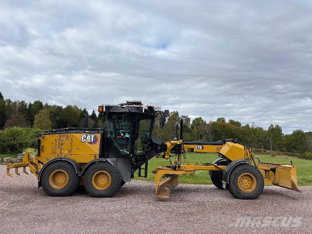 CAT 120 AWD Muut koneet