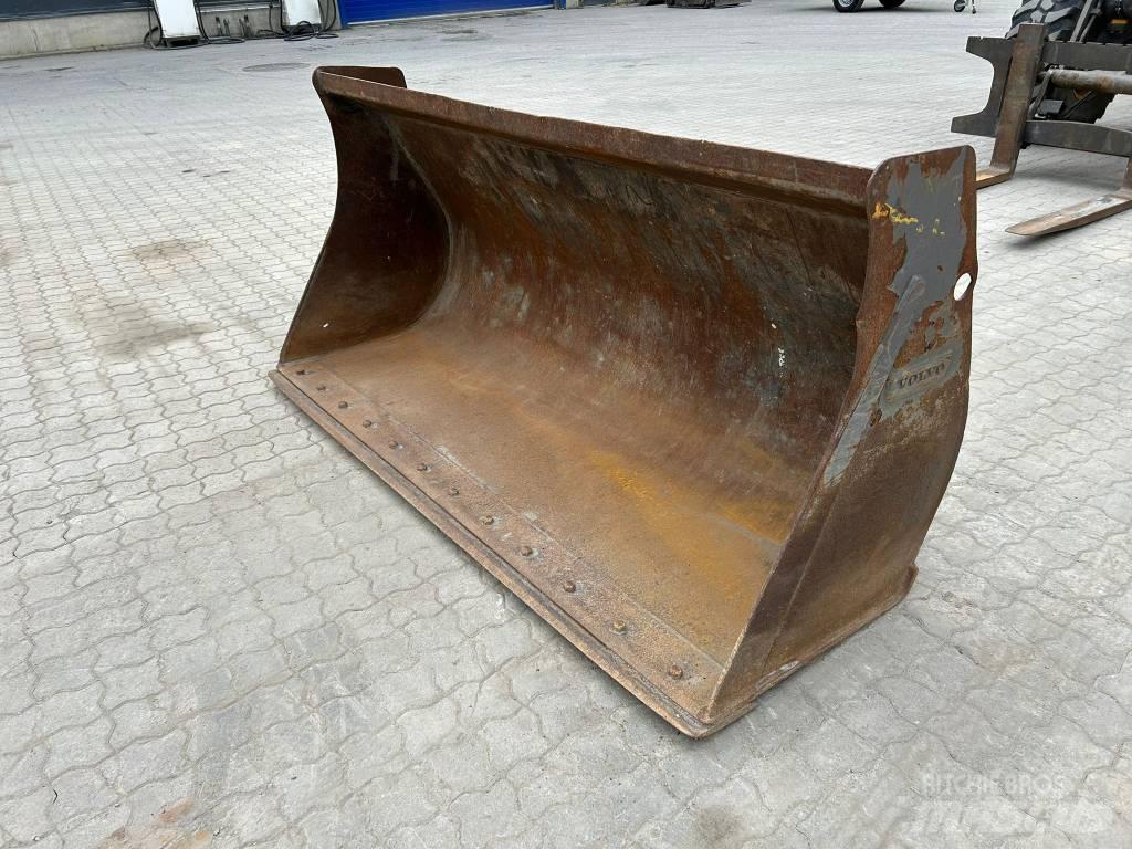 Volvo L 30 G Pyöräkuormaajat