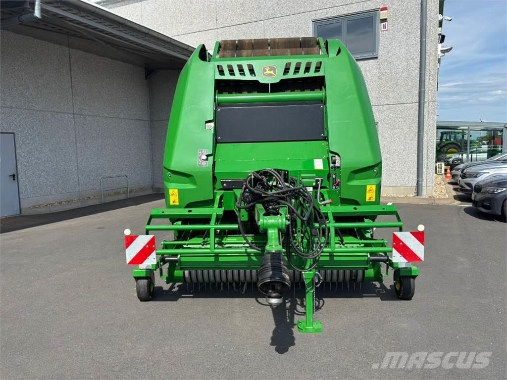 John Deere V451M Pyöröpaalaimet