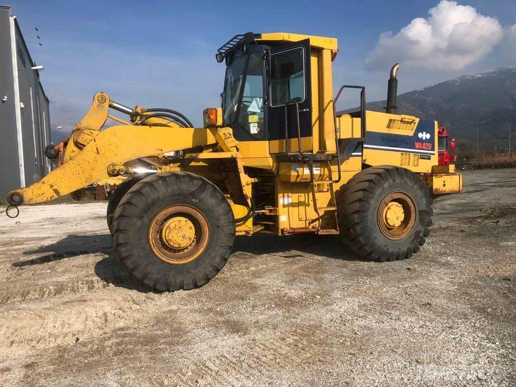 Komatsu WA 420-1H Pyöräkuormaajat