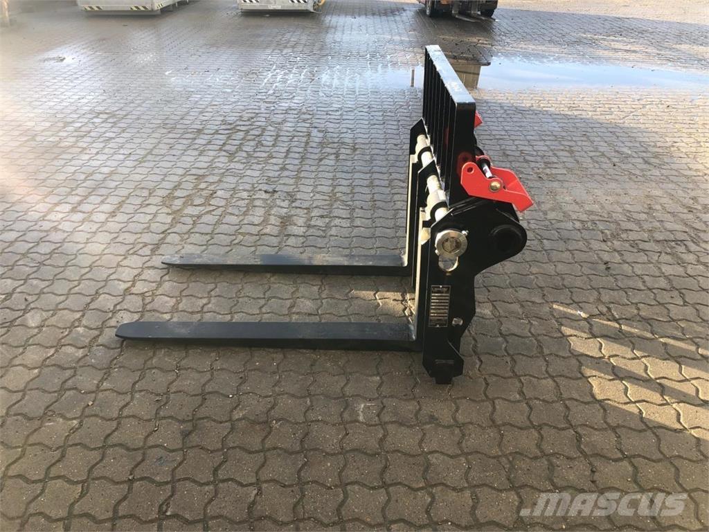 Manitou CAF Trukkihaarukat