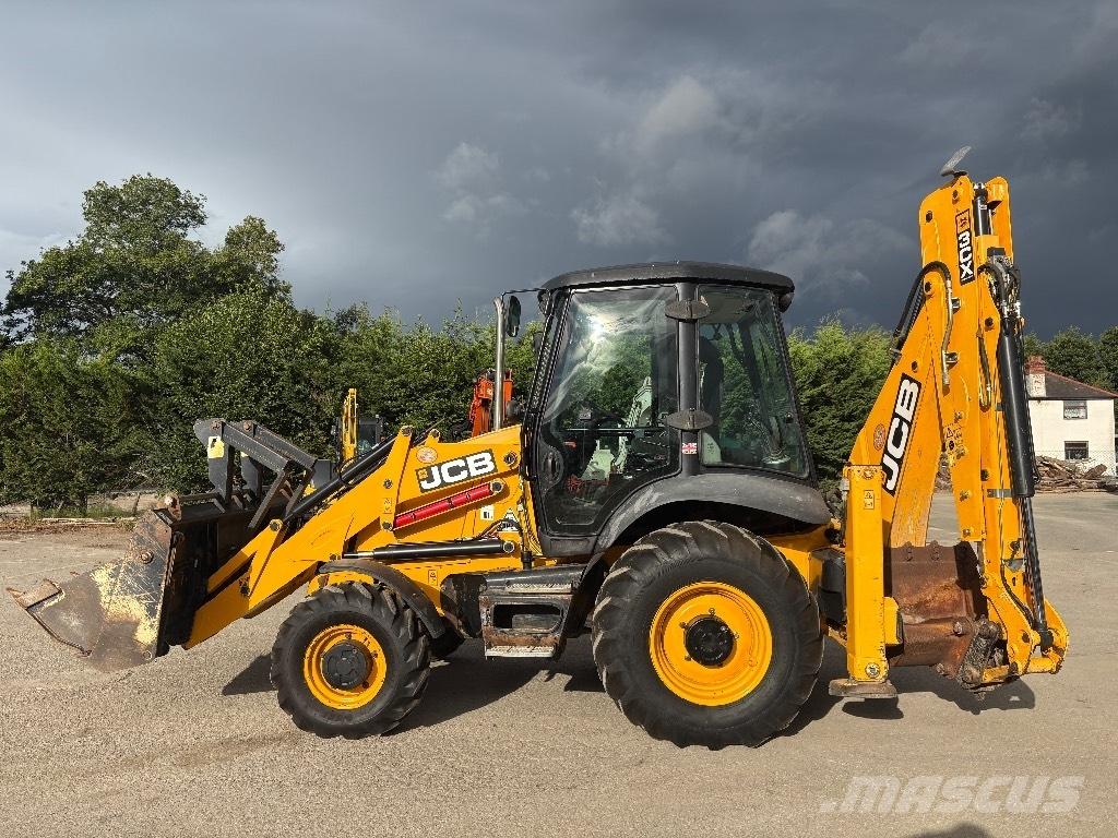 JCB 3CX Kaivurikuormaajat