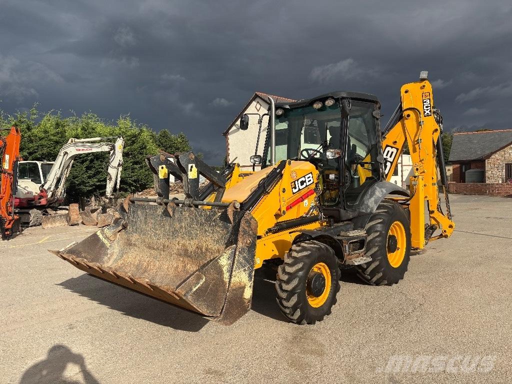 JCB 3CX Kaivurikuormaajat