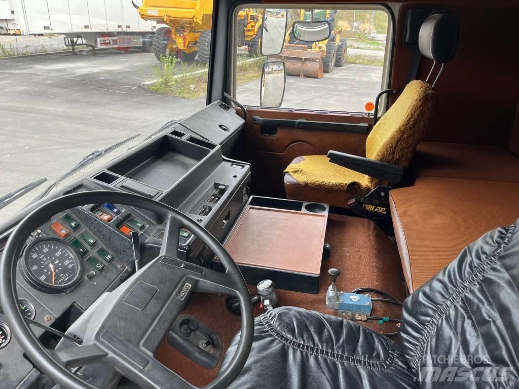 Volvo F 12    Lav km Vetopöytäautot