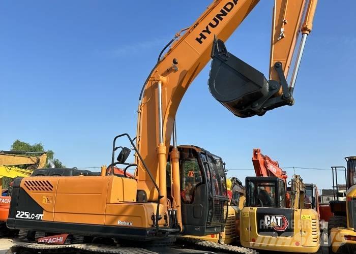 Hyundai 225 Telakaivukoneet