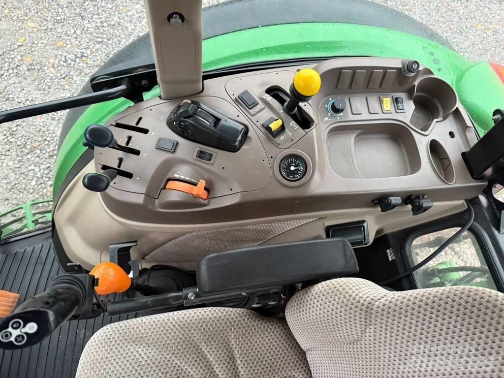 John Deere 5085 Traktorit