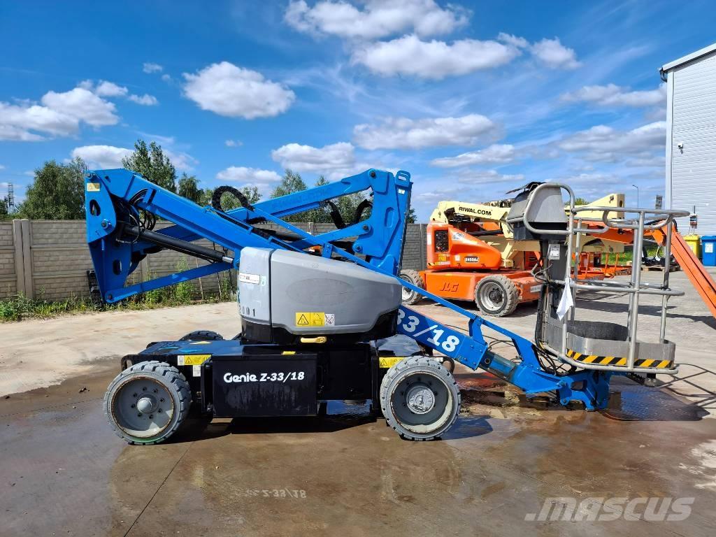 Genie Z33/18 Kuukulkijat