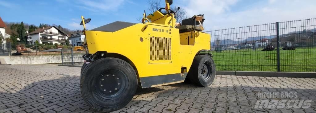 Bomag BW 3R-3 Kumipyöräjyrät