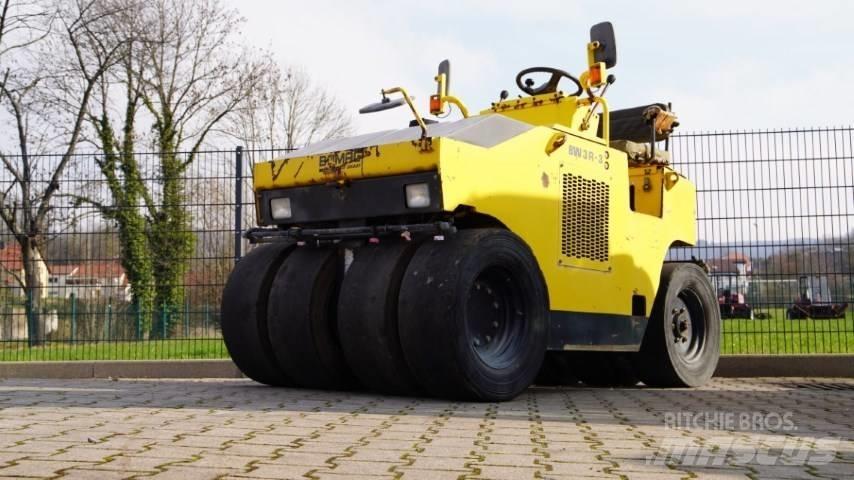 Bomag BW 3R-3 Kumipyöräjyrät