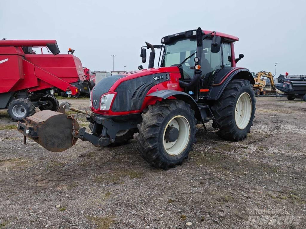 Valtra T 193 Traktorit