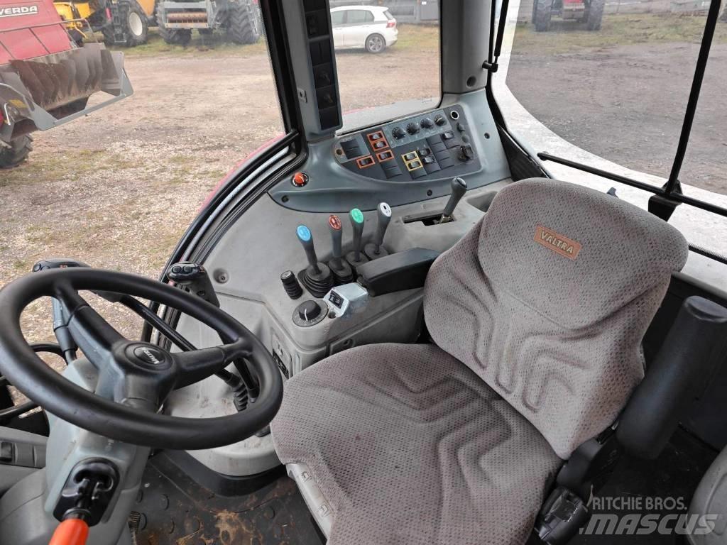 Valtra T 193 Traktorit