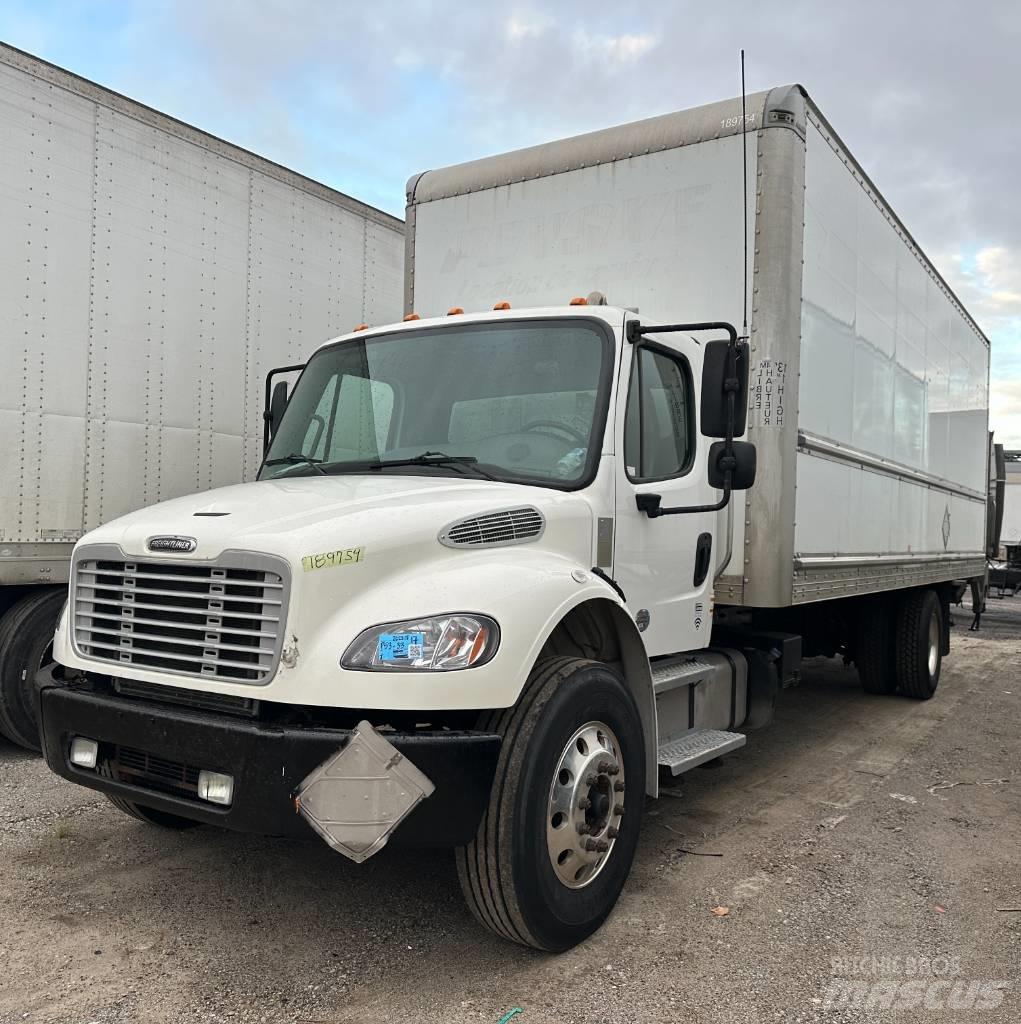 Freightliner M2 106 Umpikorikuorma-autot