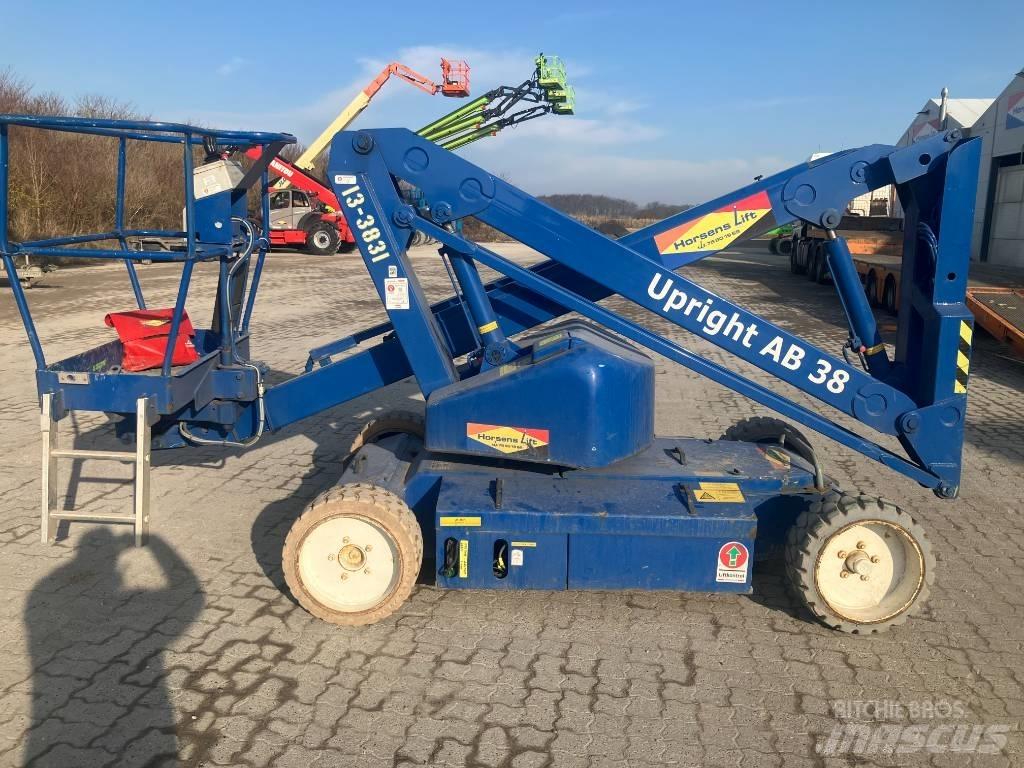 UpRight AB38N Kuukulkijat