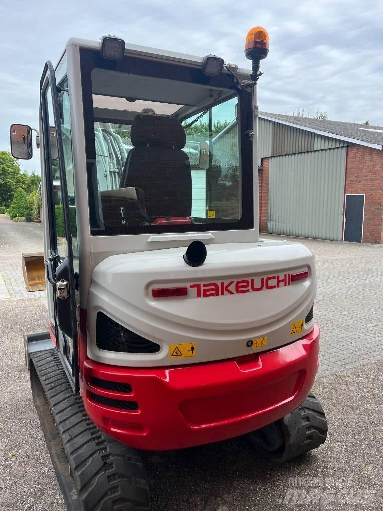 Takeuchi tb235-2 Minikaivukoneet < 7t